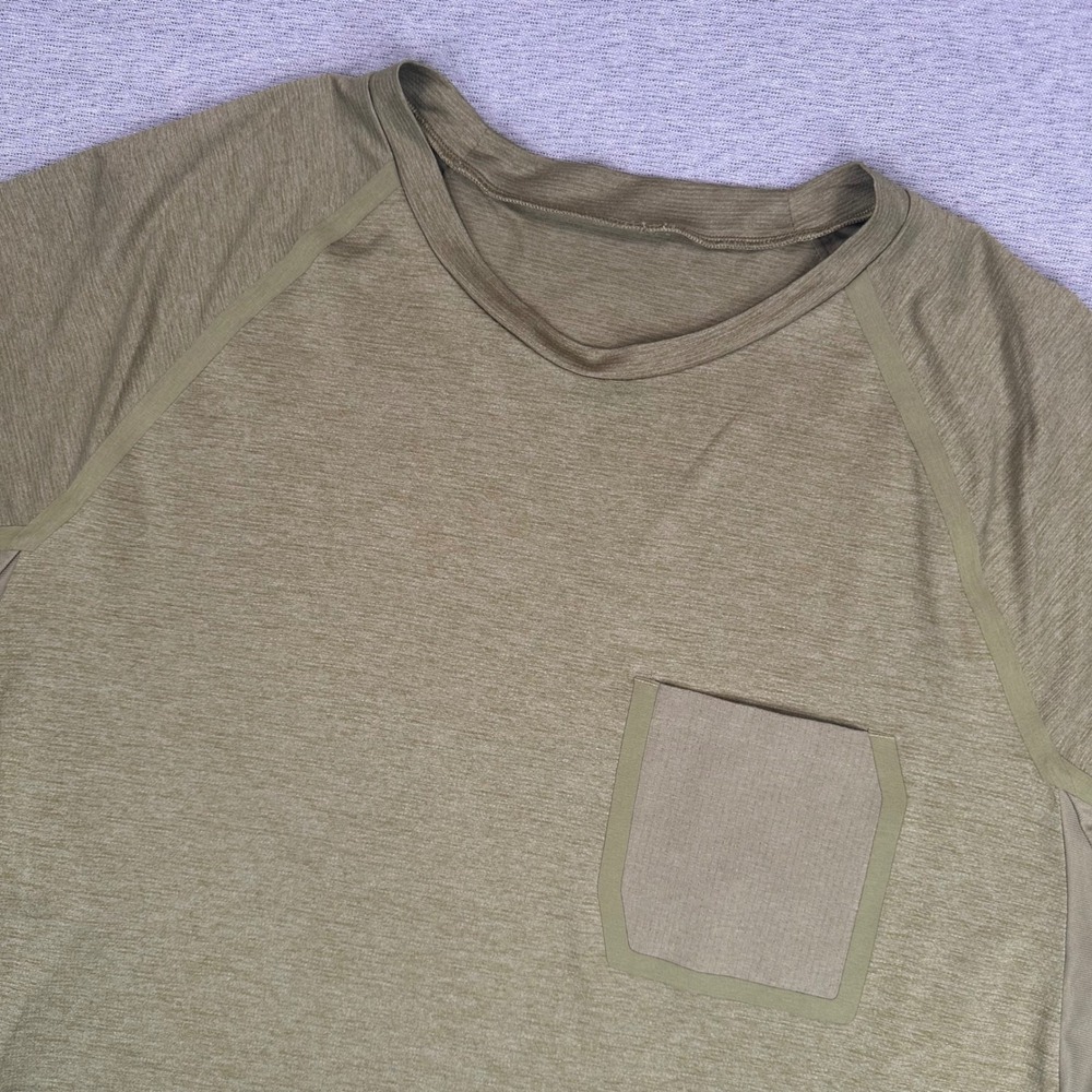 Lululemon Mens Olive Green Heathered Short Sleeve Athletic Pocket T-Shirt